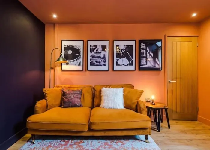 Industrial Design 4 Bed House * 曼彻斯特