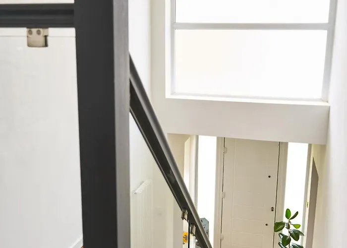 Chic Family With Garden Fire Pit & Event Space, Hot Tub Μάντσεστερ