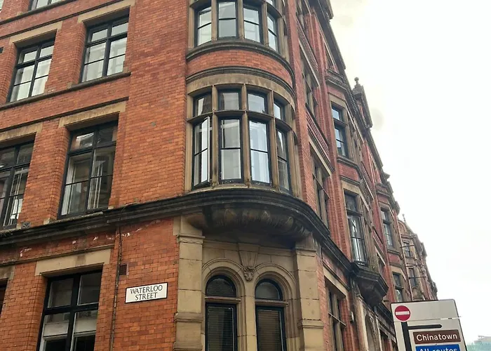 Chic Georgian Flat In