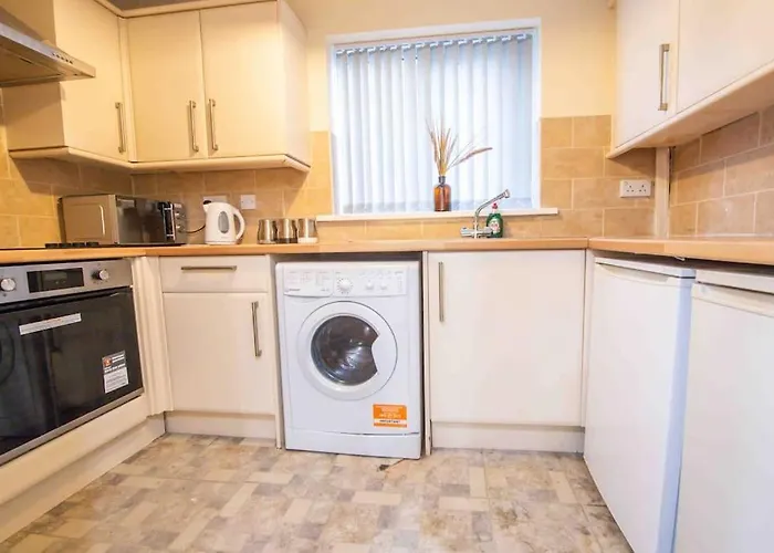 Beautiful, Peaceful, 5 Bedroom With Hot Tub! Prázdninový dům