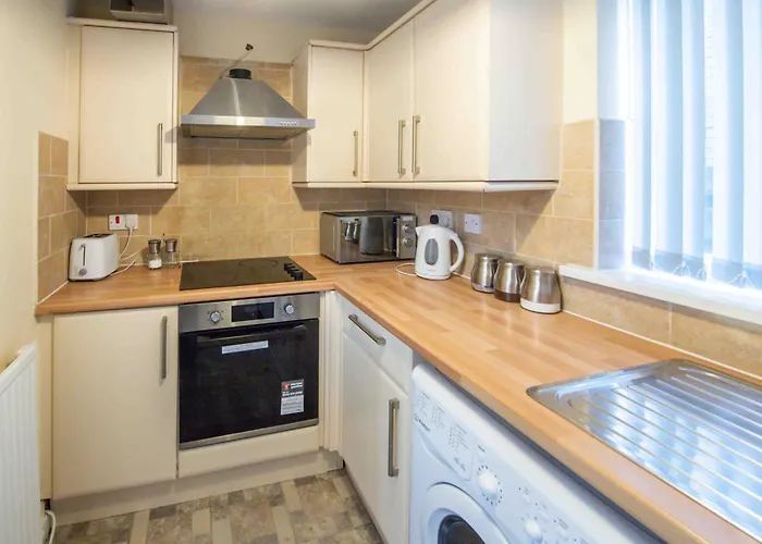 Beautiful, Peaceful, 5 Bedroom With Hot Tub!