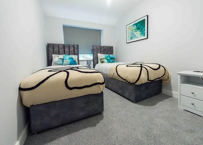 Beautiful, Peaceful, 5 Bedroom With Hot Tub! Prázdninový dům Manchester