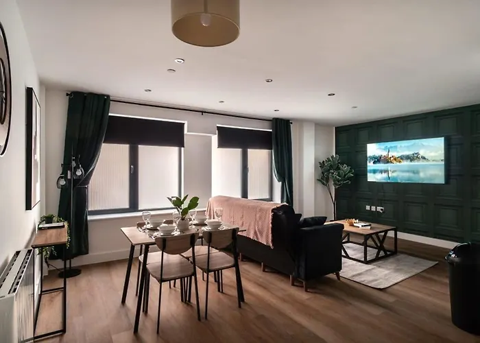 Διαμέρισμα Stayzeni, Alexandra Rise Neat 1br Flat *