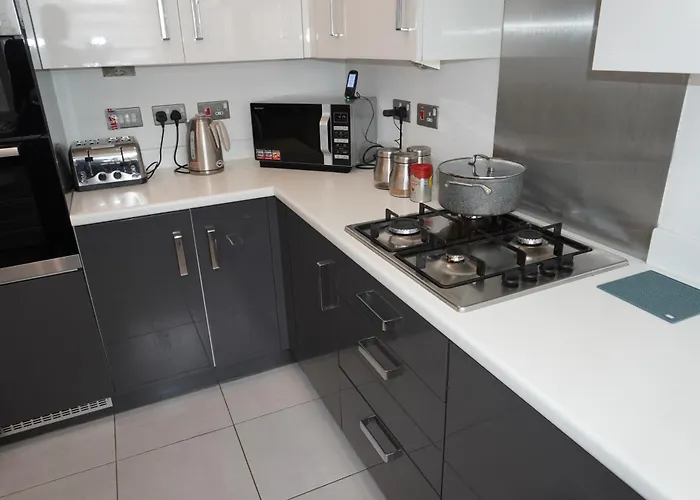 Rylance Luxury House - Free Parking *