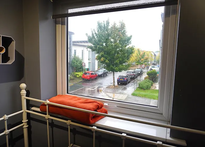 Rylance Luxury House - Free Parking Holiday home *