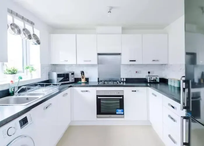 בית נופש Spacious 4-bed