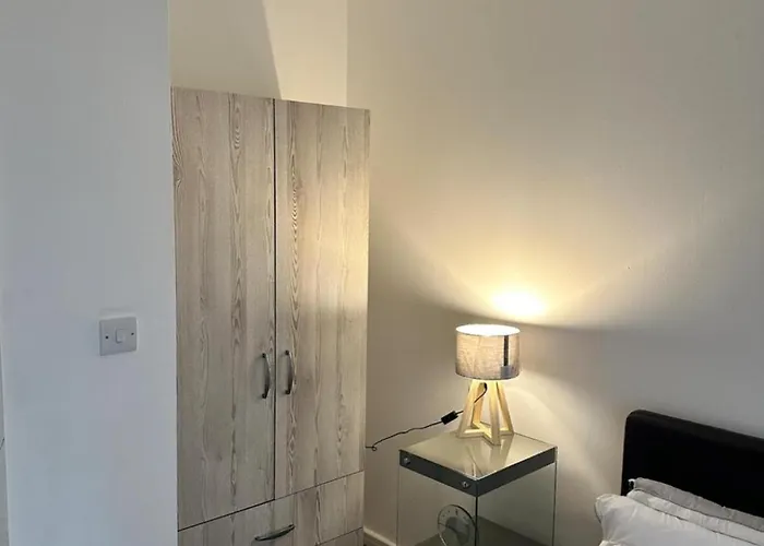 Apartman Luxury 2br Near Town And Etihad Stadium