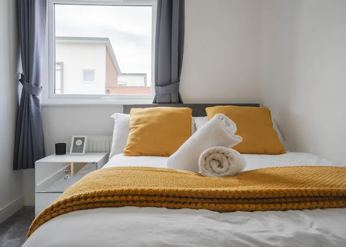 Сasa de vacaciones Pool Table - Coop Live Arena, Etihad &