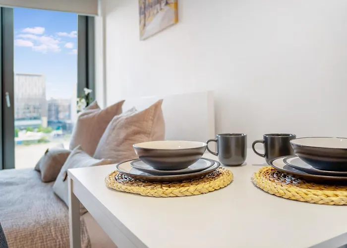 New! Media 1br Free Wifi Apartman Manchester