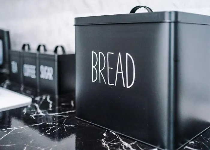 Stylish Home, Games Room, Sleeps 6, Large Driveway, Perfect For Groups Apartamento *