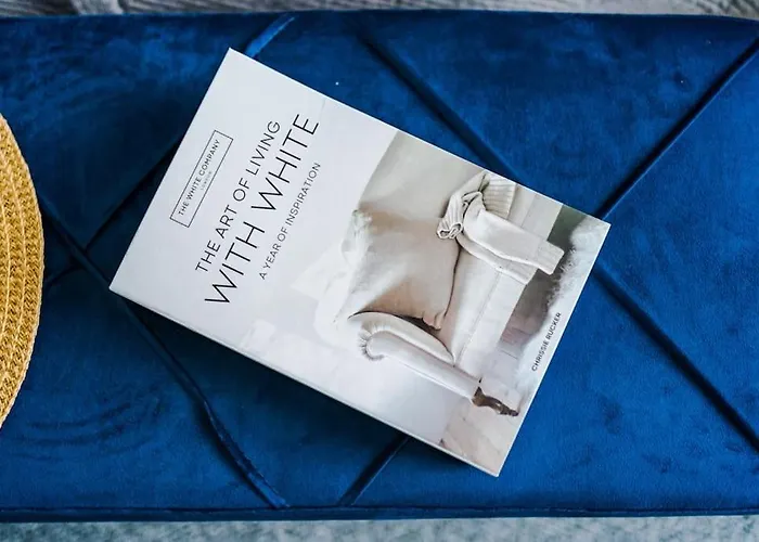 Stylish Home, Games Room, Sleeps 6, Large Driveway, Perfect For Groups Apartamento