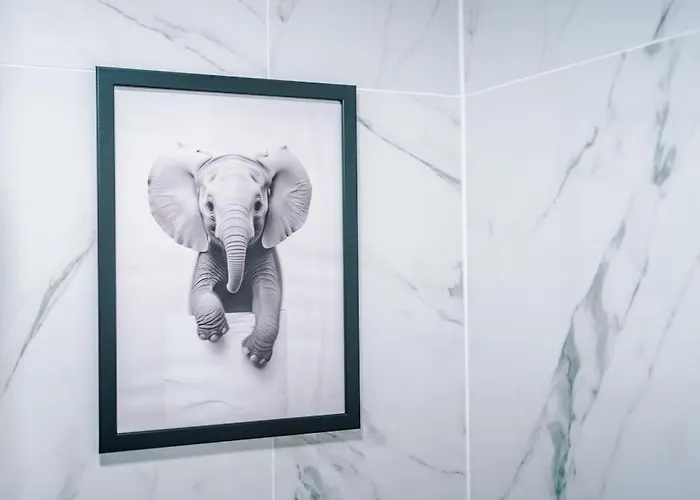 Apartamento Stylish Home, Games Room, Sleeps 6, Large Driveway, Perfect For Groups