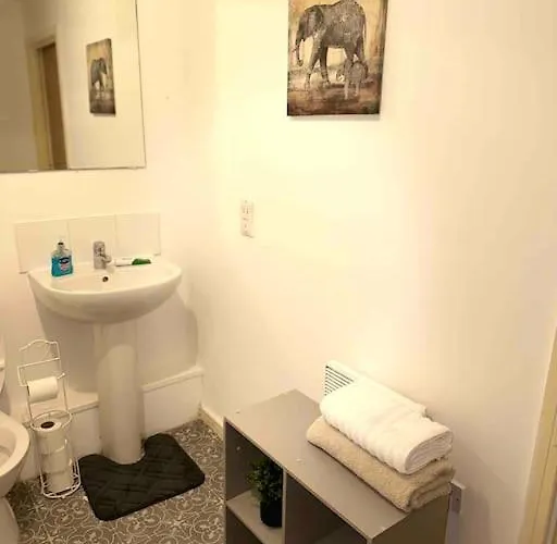 Διαμέρισμα Luxury 2br Near Mcr And Etihad Stadium *