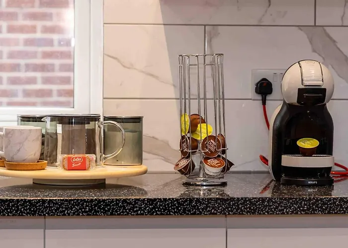 Apartment Vibrant 2br In Chorlton, Free Parking