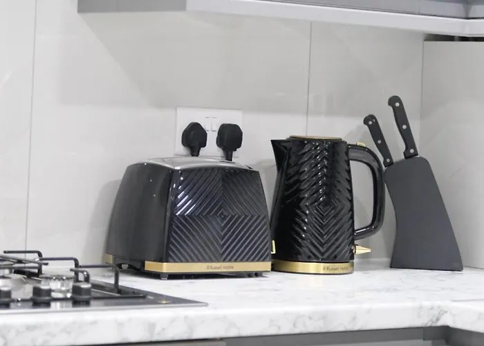 Entire 3-bed House Sleeps 5 W Parking Casa vacanze