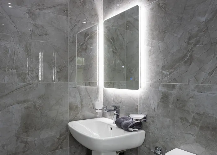 The Kent Luxury House Sleeps 14 Free Parking 度假居 曼彻斯特