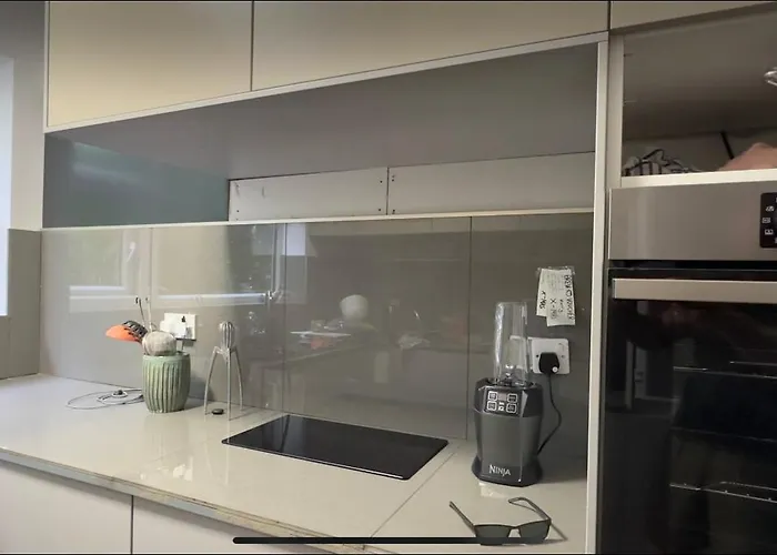 8 Riversdale King Size * Манчестер