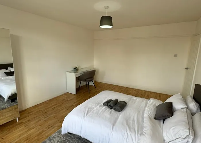 Elegant Estates Humble Abode 4 Manchester