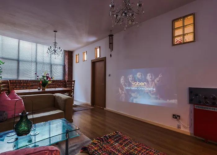 דירה Central Northern Quarter Two Bedroom