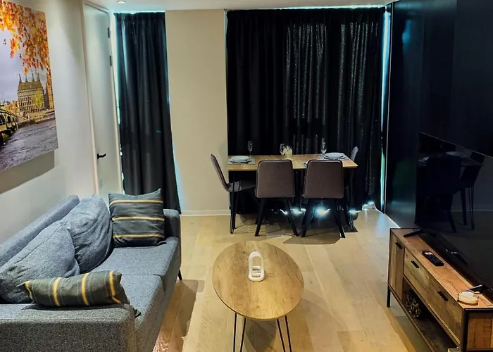 Sleek Haven Luxurious 2bed In Centre Apartamento