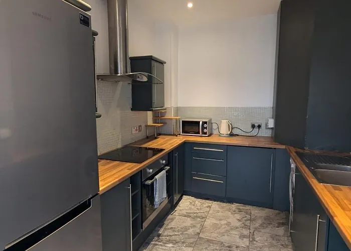 Spacious 2 Bed In Centre Apartamento