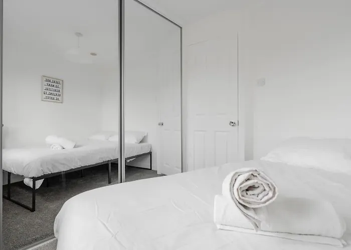 Cozy 3br - Games - Sleeps 9 מנצ'סטר