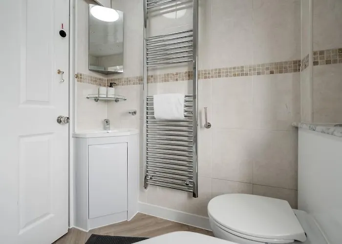 Cozy 3br - Games - Sleeps 9 דירה מנצ'סטר