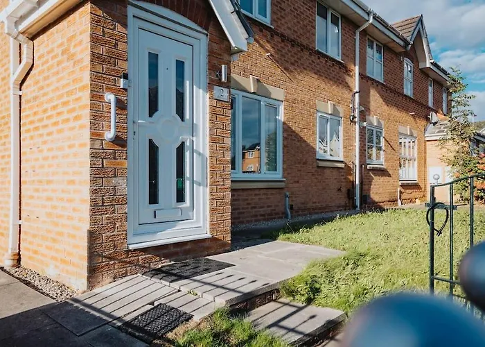 Cozy 3br - Games - Sleeps 9 דירה