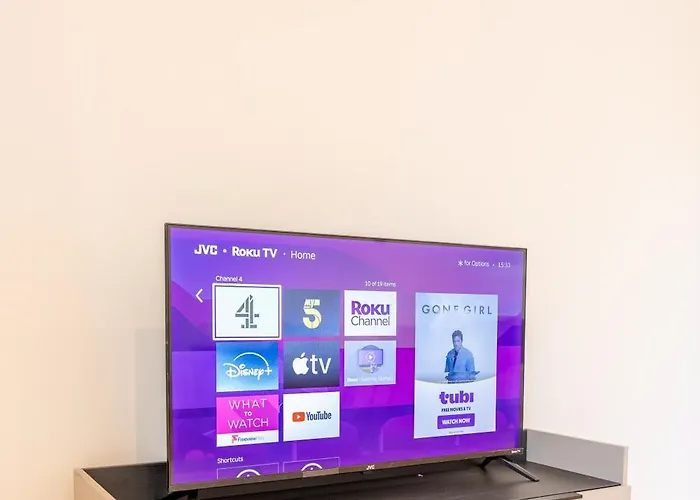 Stunning Modern 3 Bedroom Townhouse - Perfect Getaway بيت للعطل مانشستر