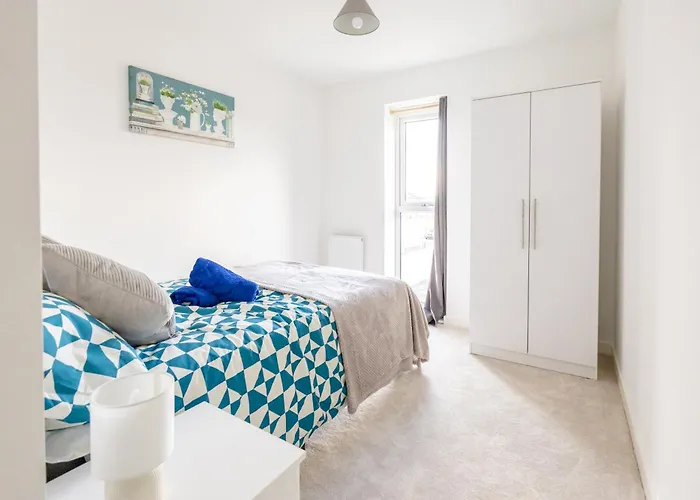 Stunning Modern 3 Bedroom Townhouse - Perfect Getaway بيت للعطل *