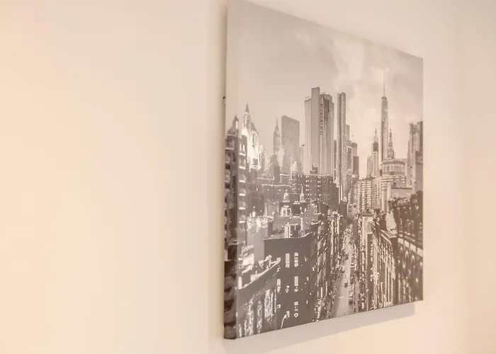 Stunning Modern 3 Bedroom Townhouse - Perfect Getaway بيت للعطل