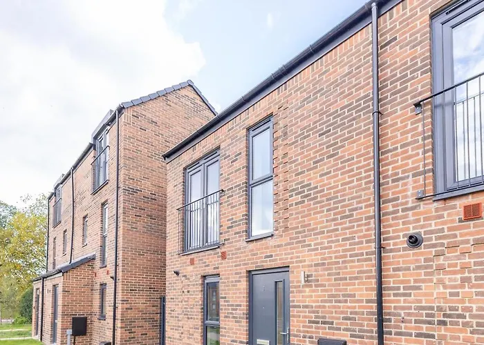 بيت للعطل Stunning Modern 3 Bedroom Townhouse - Perfect Getaway