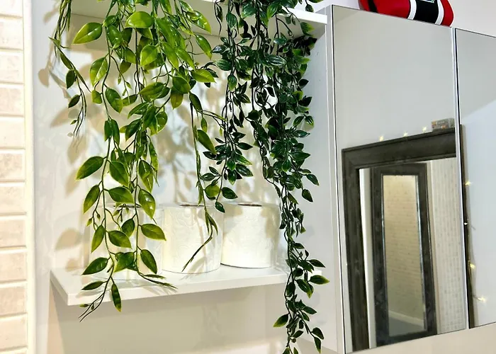 Convenient Private Bed, Bath & Parking Included منزل للإقامة *