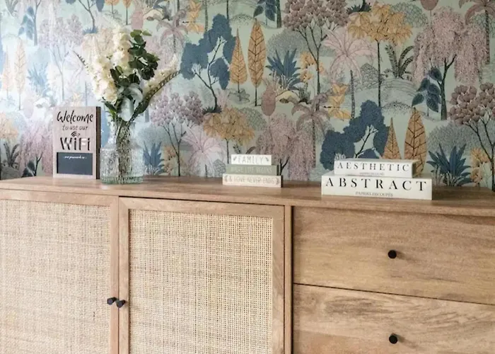 Charming Whitehurst Drive Nest In *