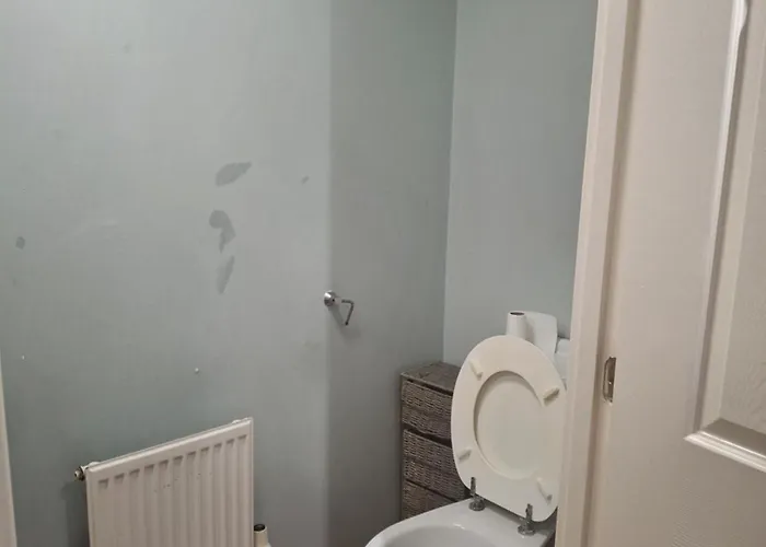 Cosy 4 Bed Townhouse Manchester