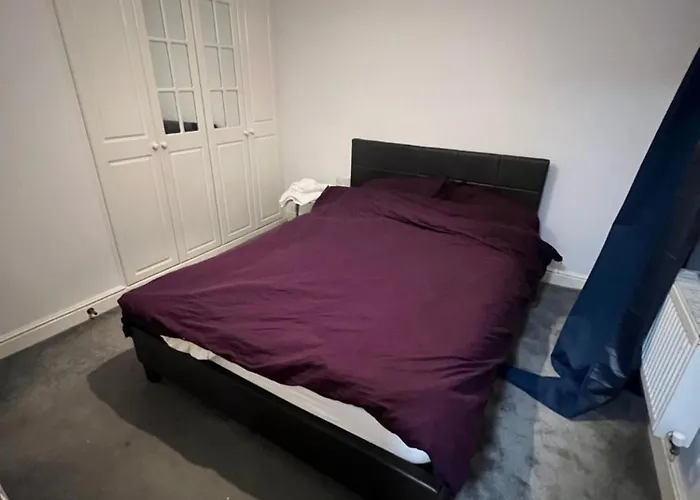 Cosy 4 Bed Townhouse Manchester