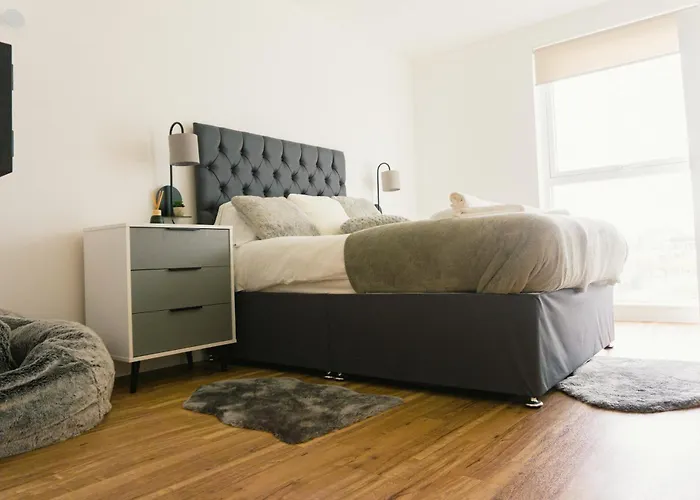 Appartement Manchester's Luxurious 2-bed Haven With Balcony - Canal Views & Proximity To United