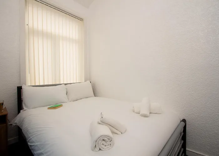 Metropolitan Charm: Stylish 2br House 曼彻斯特