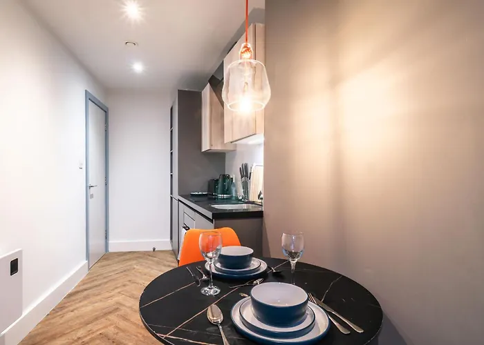 Stylish 2 Bedroom In