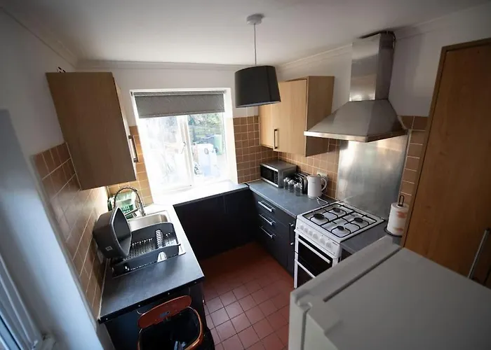 Spacious 3 Bed Airport Free Parking * Mánchester