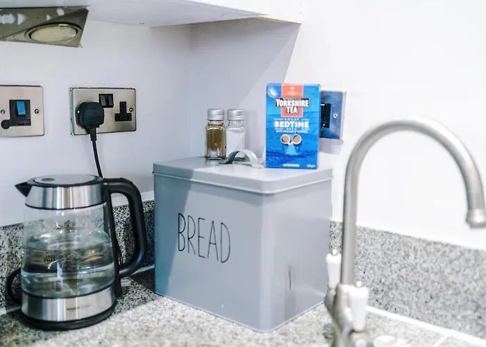 Sleeps 8, Duplex Apartment, Pool Table, Balcony X2, Long Term Disc, Perfect For Groups Apartman *