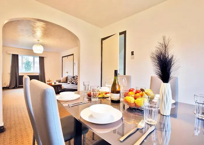 아파트 Stunning 4-bedroom Didsbury 맨체스터