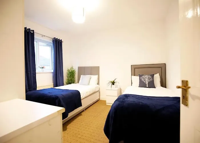 아파트 Stunning 4-bedroom Didsbury *