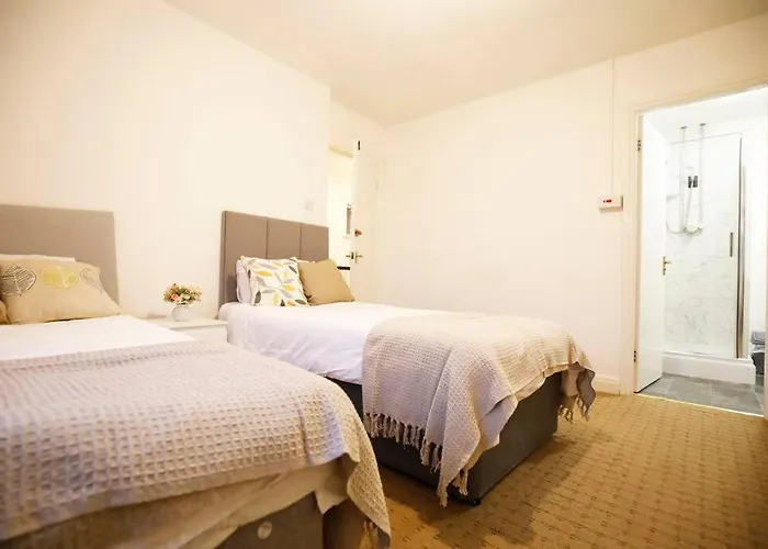 아파트 Stunning 4-bedroom Didsbury 맨체스터