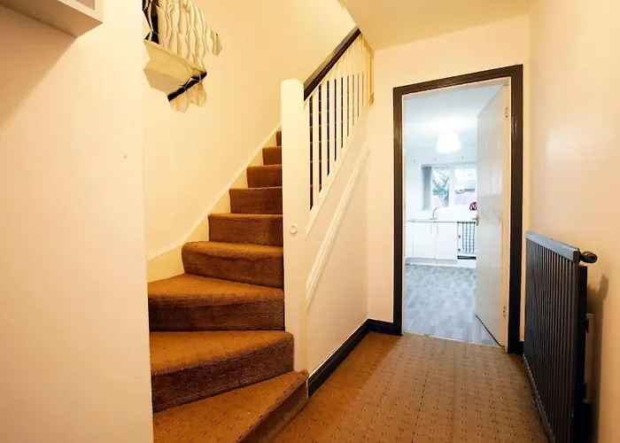 Stunning 4-bedroom Didsbury 맨체스터