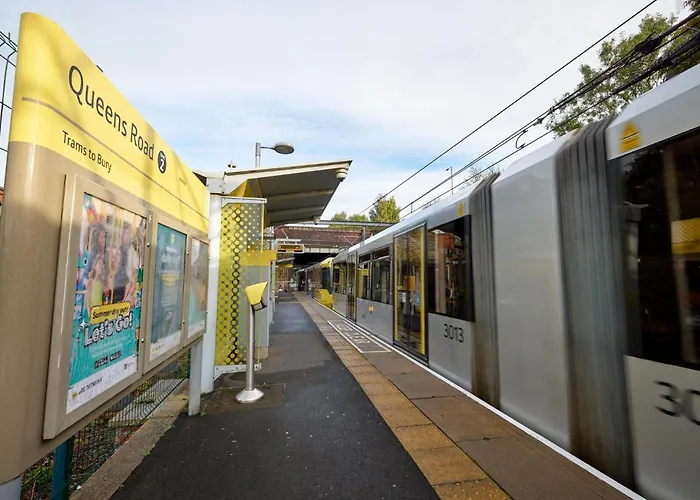 - The Niu, Loom North By Ihg 3*