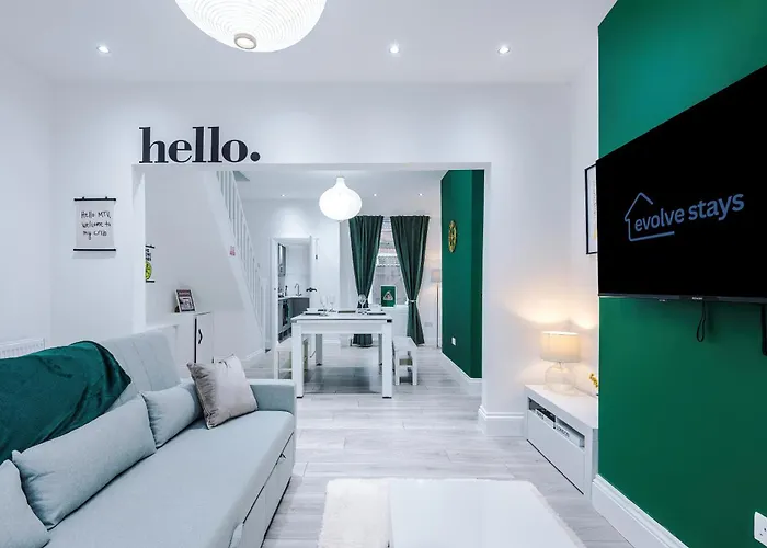 아파트 Sleeps 6, Pool Table, Free Parking, Perfect For Groups, Long Term Disc