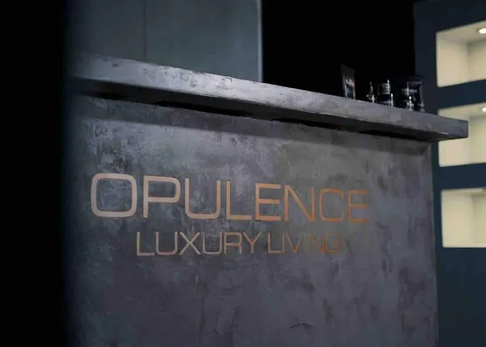 Casa Jungle Slps 20 Plp Mcr, Hot Tub, Bar, Cinema *