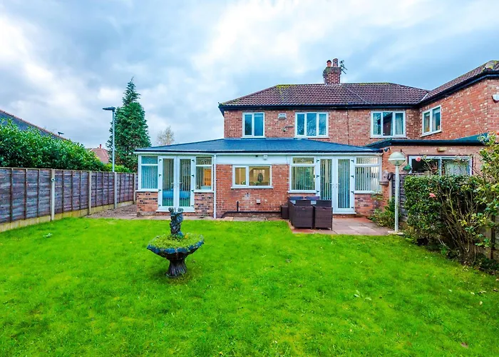 Prázdninový dům New! 4-bed In By 53 Degrees Property, Ideal For Business & Long Term Contractor Stays, Sleeps 10! Manchester