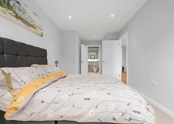 Haven Stylish Modern *